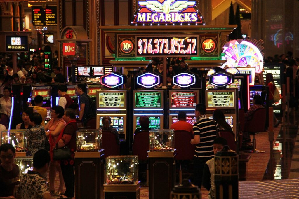 Відкрийте для себе азарт світу казино: кращі стратегії та поради для успішної гри